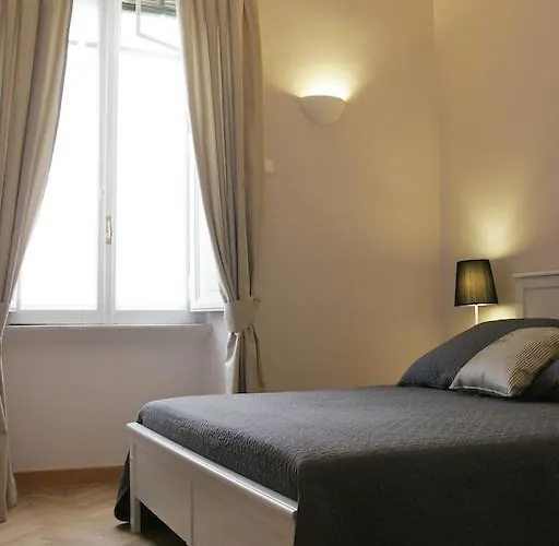 Roman Suite *
