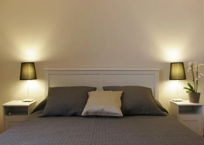 Roman Suite